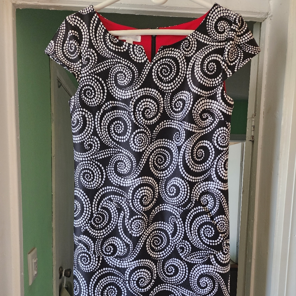 2 London Times black and white dress.